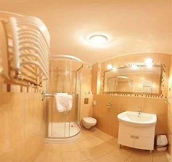 Wiktoria Hotel 2*